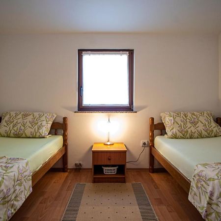Apartman Luka Fažana Exterior foto