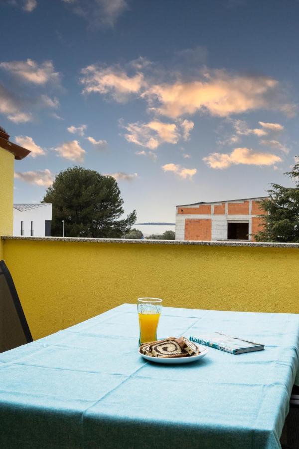 Apartman Luka Fažana Exterior foto