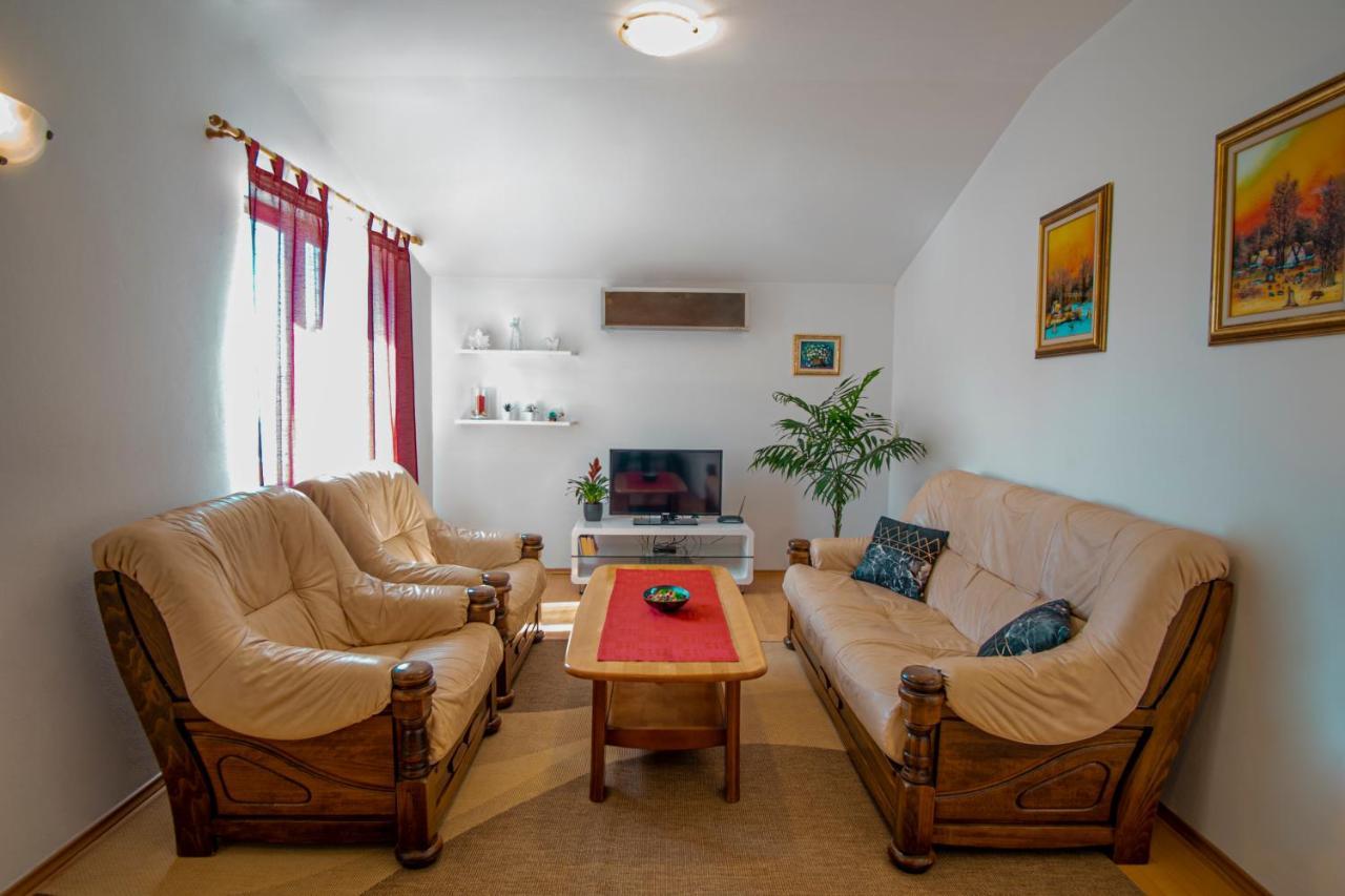 Apartman Luka Fažana Exterior foto